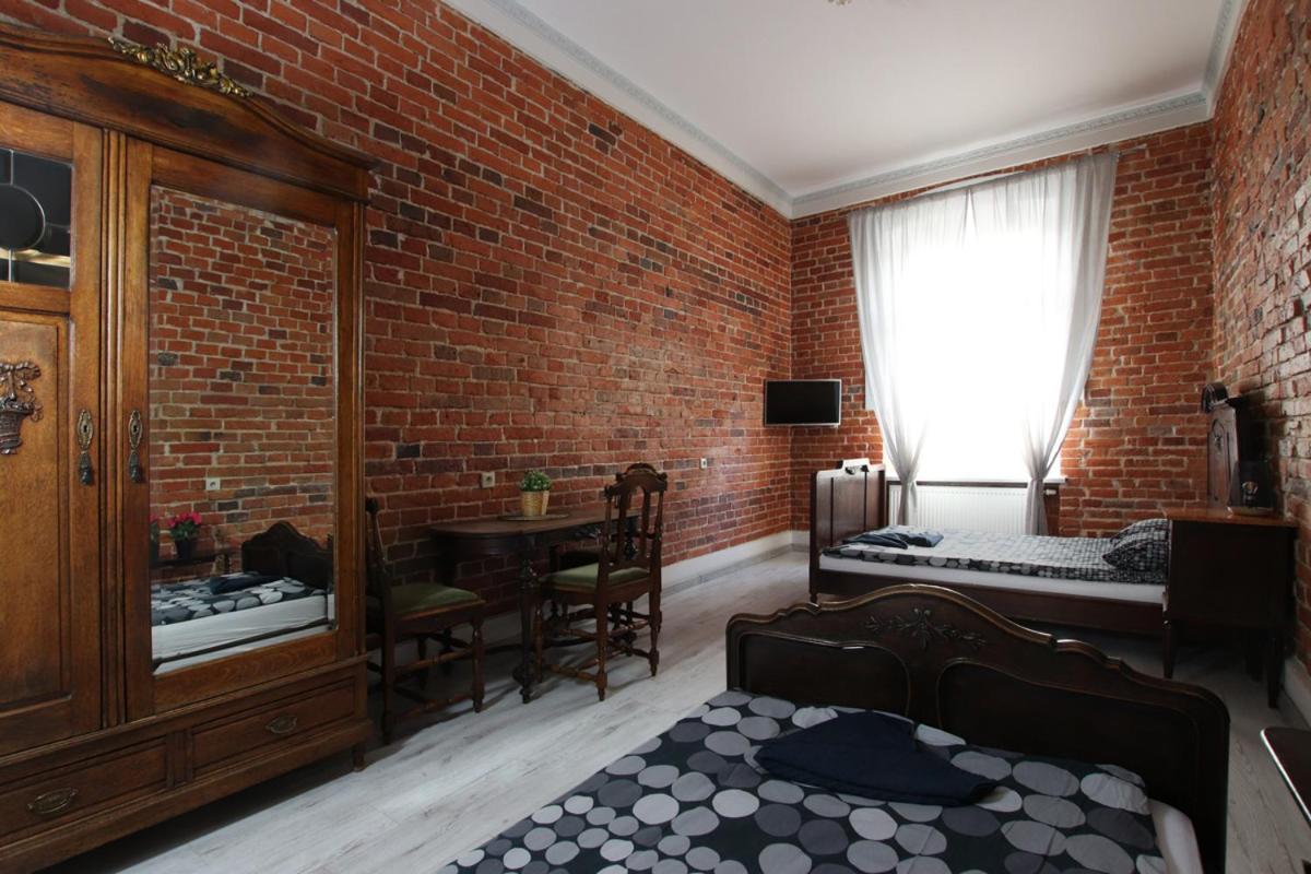 Vanilla Hostel *